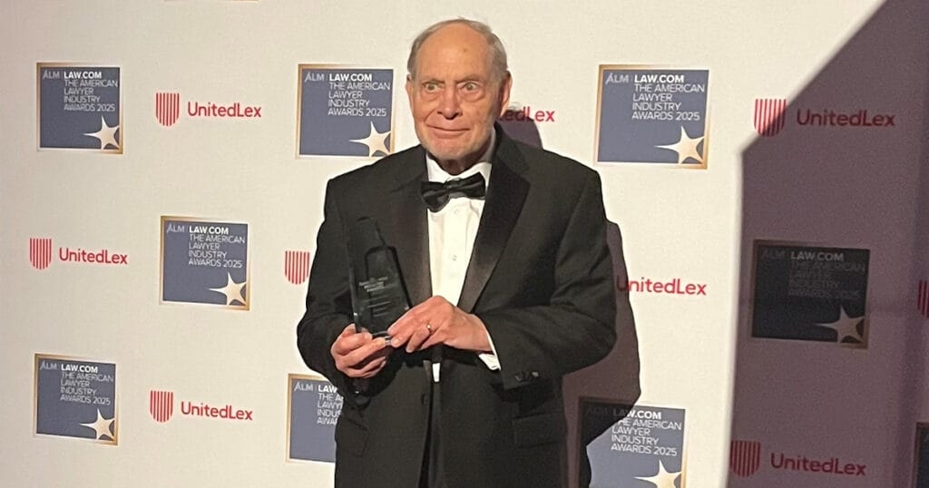 Irving Picard Receives Lifetime Achievement Award from <em>The American Lawyer</em>